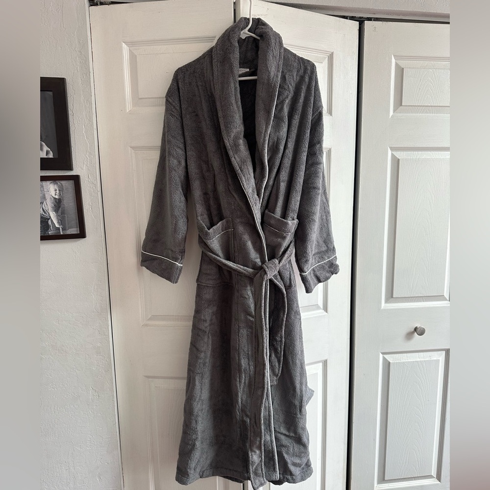 Gray Plush Women's Robe